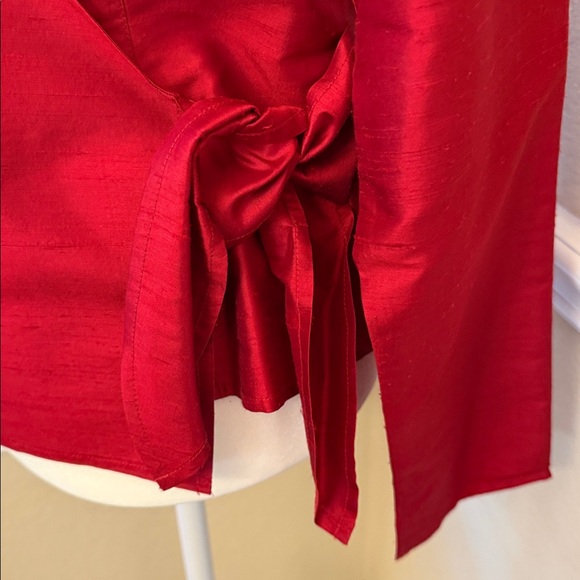LOFT Vibrant Red Dupioni Silk Wrap Tie Blouse Women’s Size 12 - Picture 7 of 14